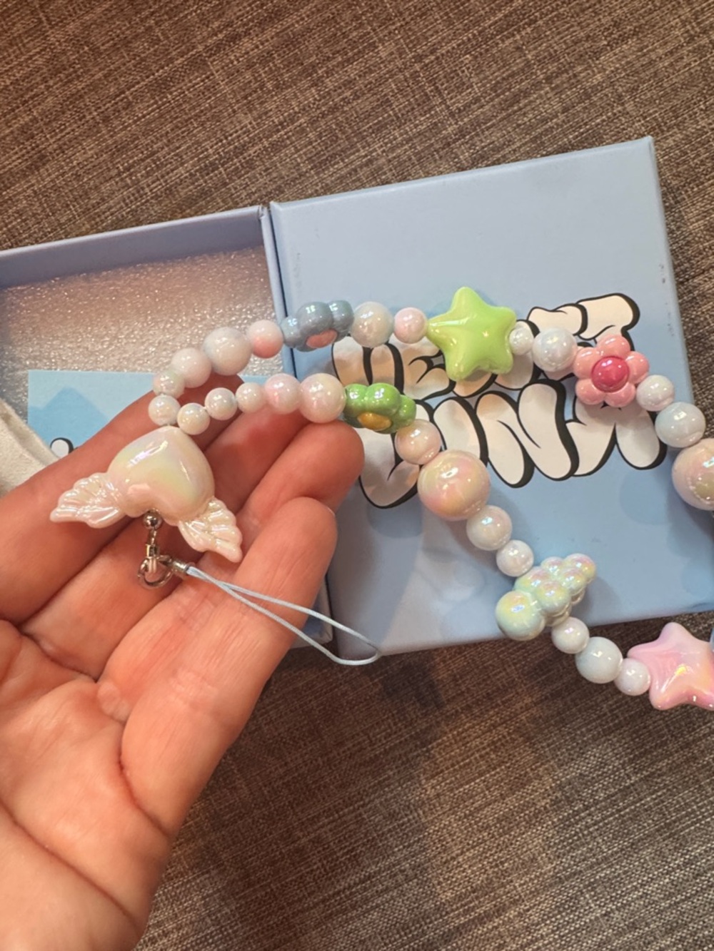 VELVET LUNA Pastel Heart & Star Beaded Phone Charm Strap - Picture 6 of 7